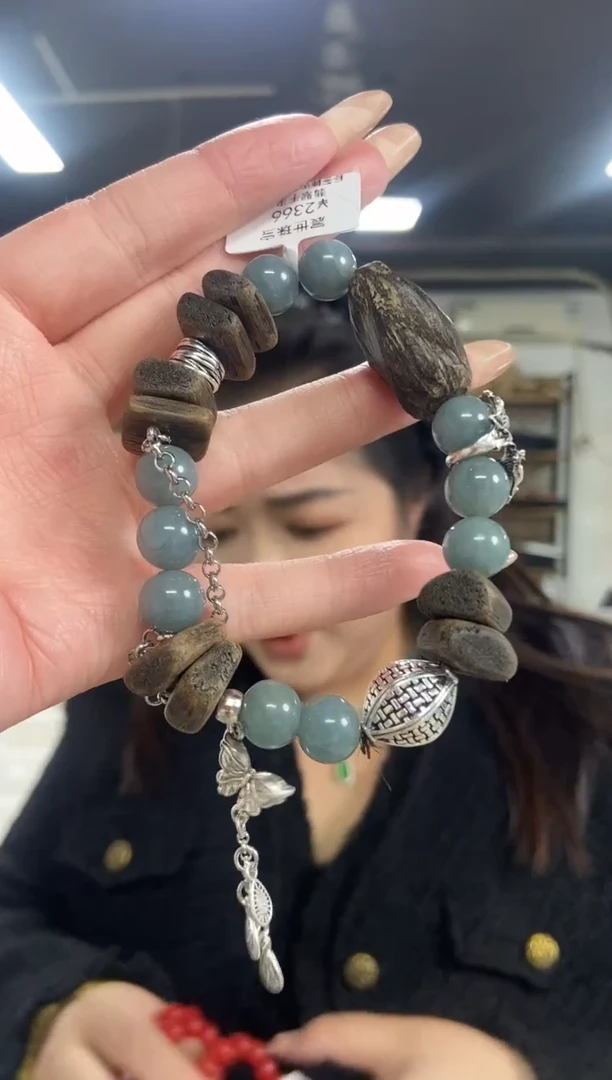 【闪购商品】翡翠手串未镶嵌多样性发其一颜色微差