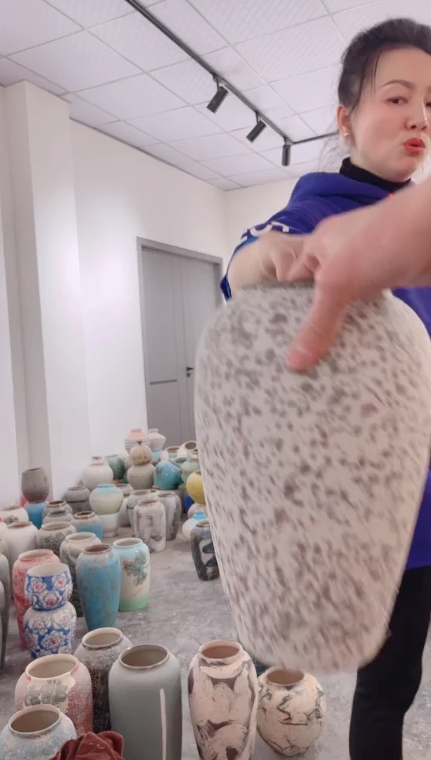 【闪购商品】瓶 zd 242   陶瓷花瓶 无花 微瑕