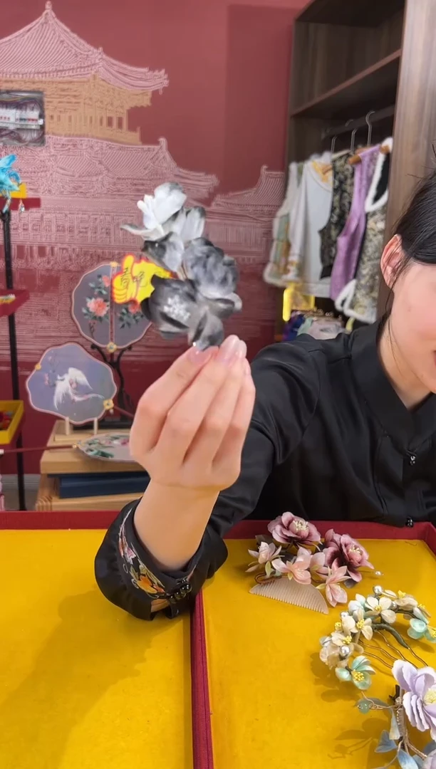 【闪购商品】刺绣非遗绒花（发饰）