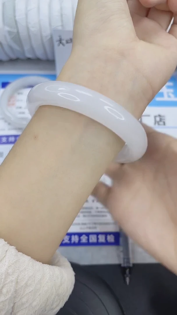 未镶嵌手镯石英质玉161-60/61