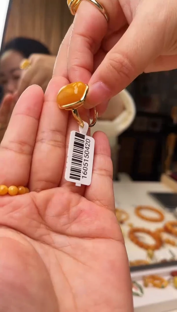 手串琥珀未镶嵌戒指