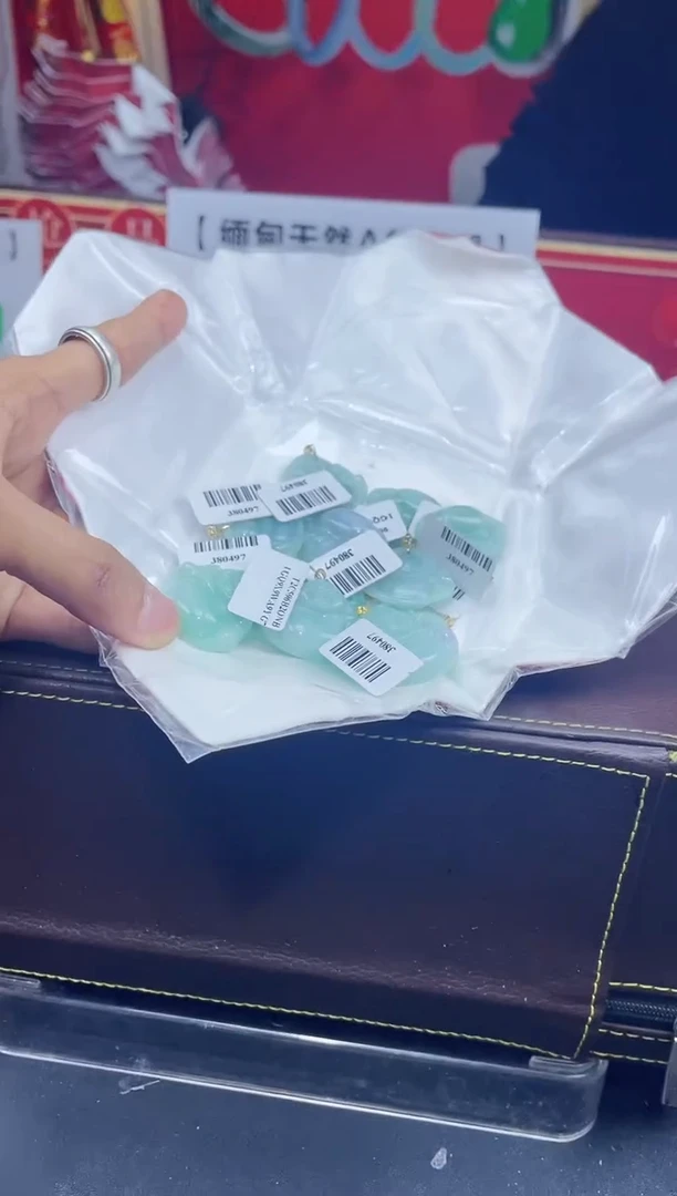 【闪购商品】翡翠颈饰18K金镶嵌一姐|380497|多样性发一件（配绳）