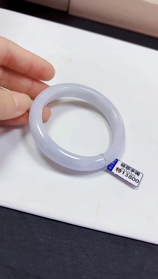 颈饰未镶嵌翡翠手镯59.8