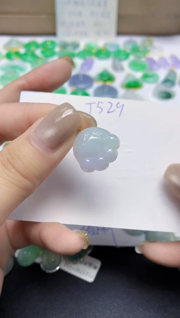 颈饰18K金镶嵌翡翠天然缅甸翡翠A货翡翠百元以上9元证书费自理