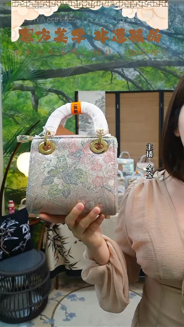 织绣金金非遗孤品包包 粉色小戴妃 4