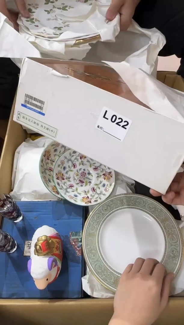 把**天022...中古產品謹慎參拍