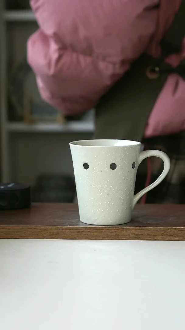 【闪购商品】陶瓷微瑕日式波点360ml马克杯@4-2@