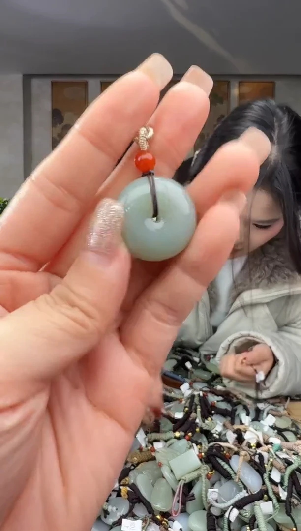 颈饰未镶嵌和田玉拍一发一多样性发货