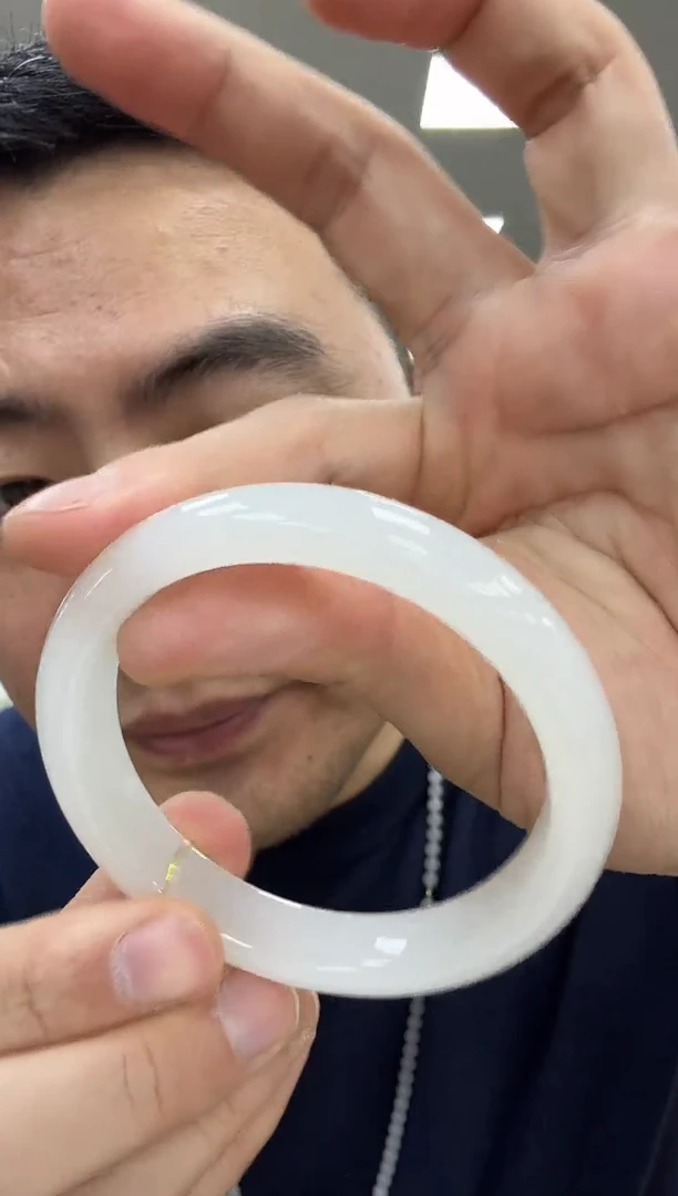 未镶嵌手镯和田玉61  748