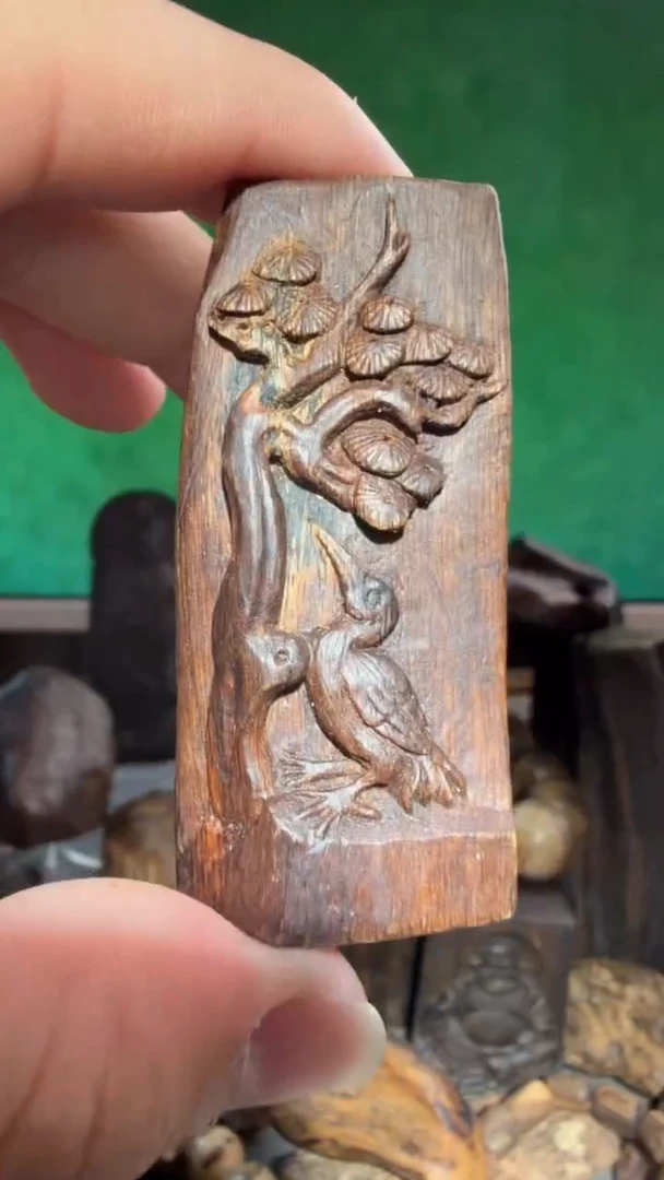 沉香吊坠7*9芽庄多样性发一