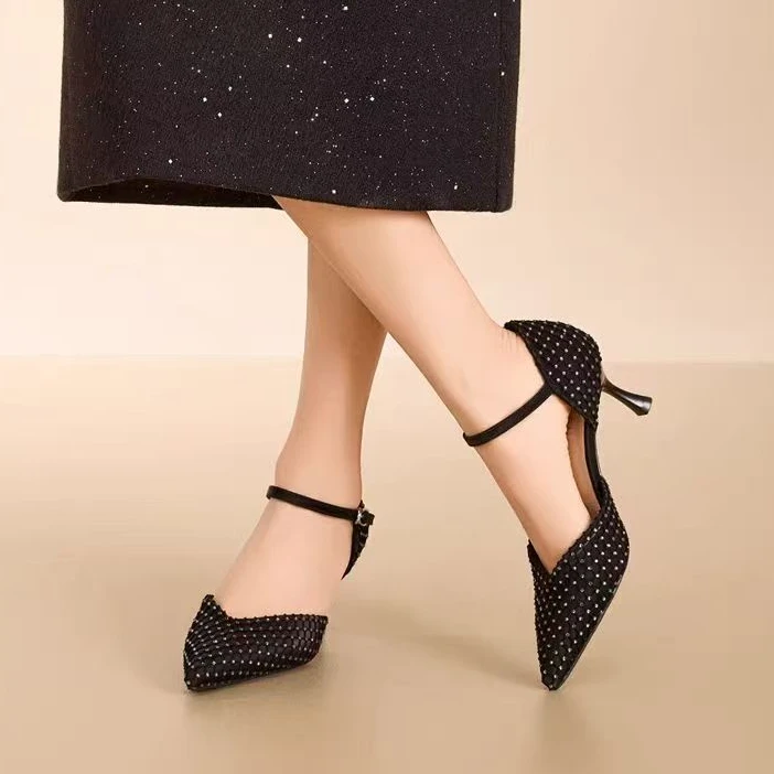 7077 新款法式气质百搭细跟包头凉鞋