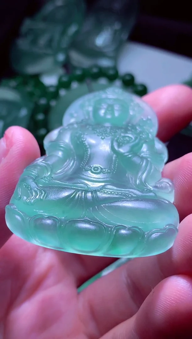 未镶嵌定制翡翠时*天然缅甸翡翠A货毛货吊坠