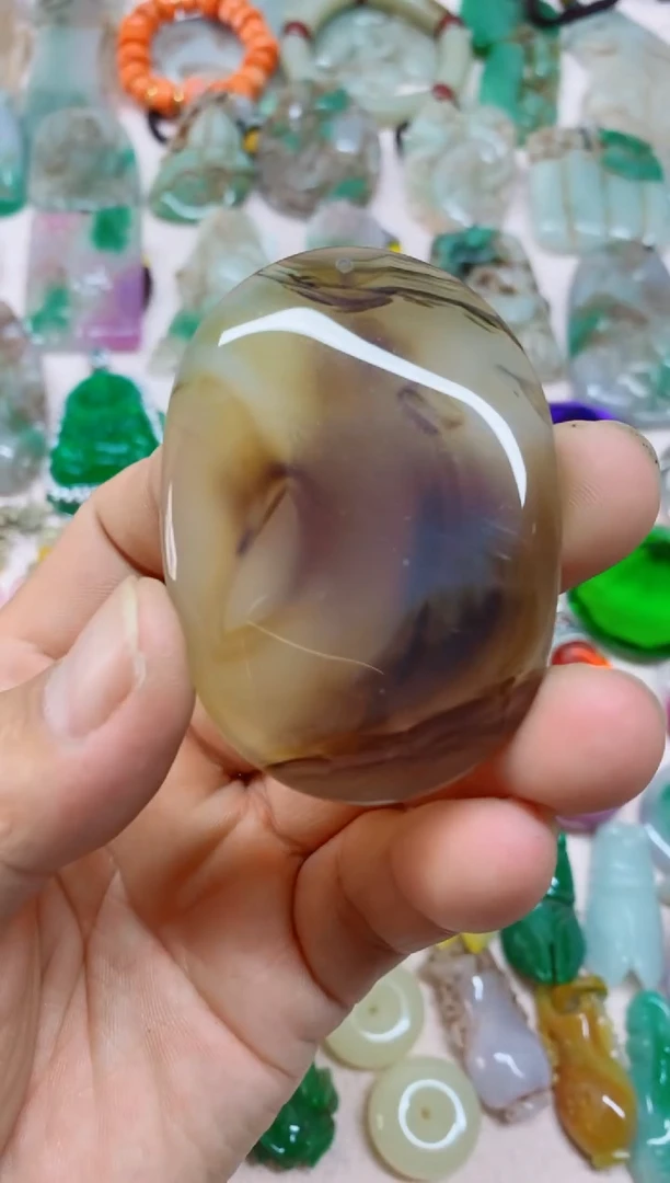1直播间的实时画面