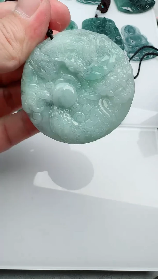 【闪购商品】翡翠颈饰未镶嵌111111111