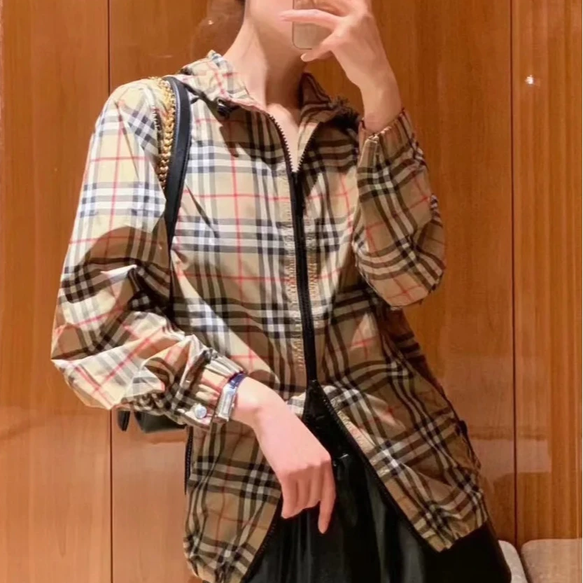 99新 BURBERRY/博柏利 外套/uk4码/Xsp33431