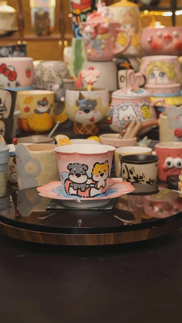 景德镇釉下彩绘设计师款式陶瓷