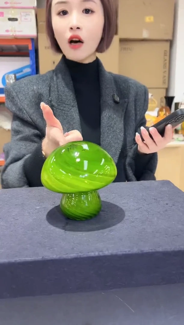 【闪购商品】玻璃2.9小思JMIU-2