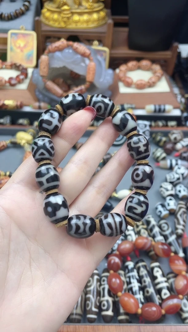 玛瑙/玉髓散珠灰色黑金达洛手串