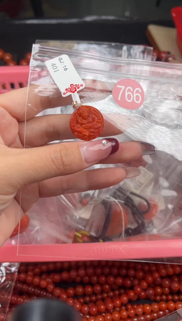 【闪购商品】南红玛瑙珠宝奇石未镶嵌766