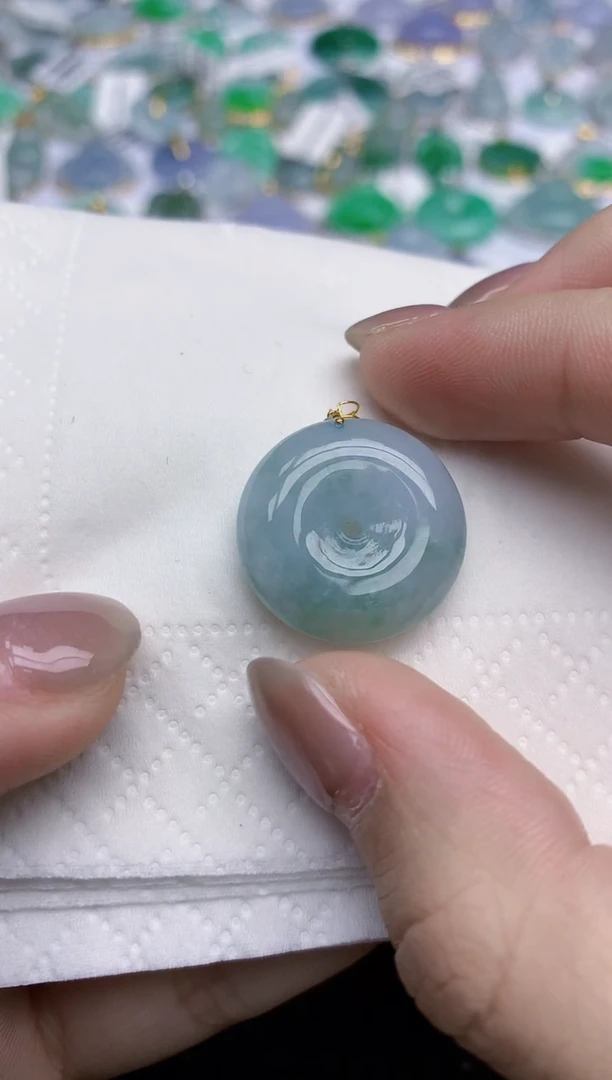 【闪购商品】翡翠颈饰未镶嵌天然翡翠A货