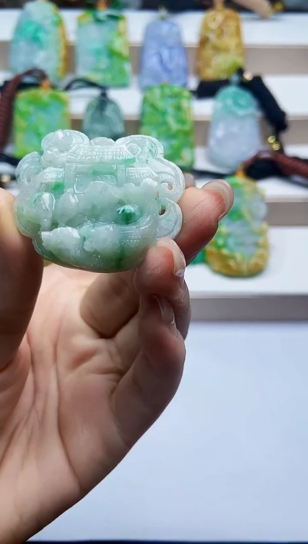 颈饰未镶嵌翡翠翡翠A货