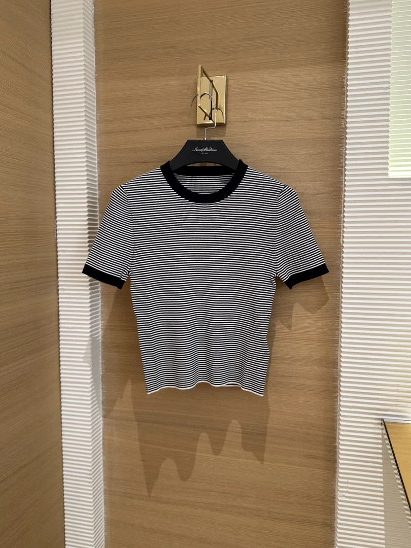 【晴大大专属】 圆领针织撞色修身款黑白条纹短袖气质18886