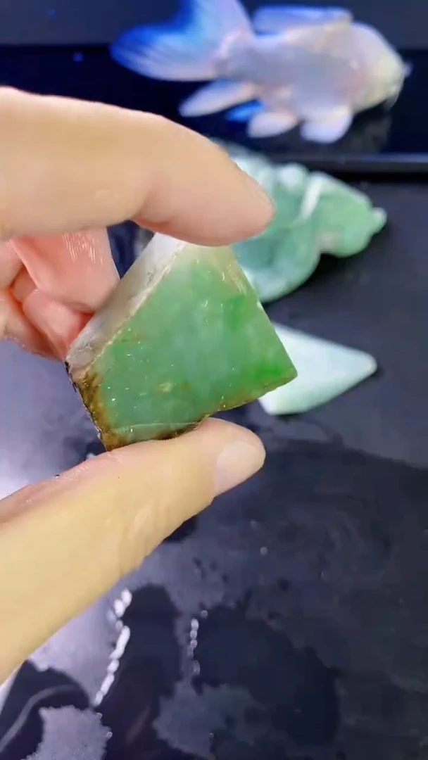 【闪购商品】翡翠颈饰未镶嵌135天然A货翡翠