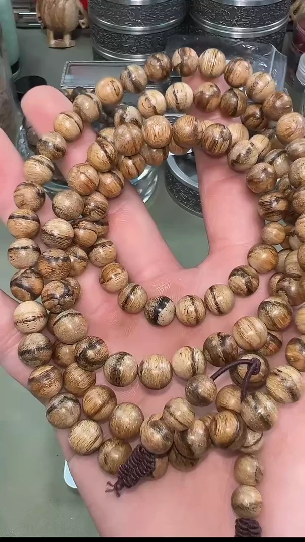 【闪购商品】沉香达拉干虎纹9mm念珠04026588