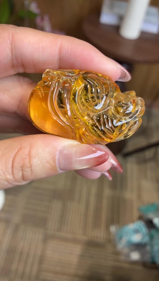 未镶嵌手串水晶巴西老矿料暴力黄雕刻件