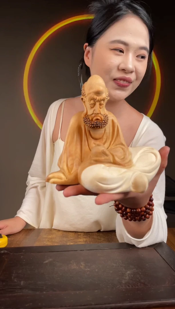 柏木（崖柏）手工摆件,先抢先得! 编号:188