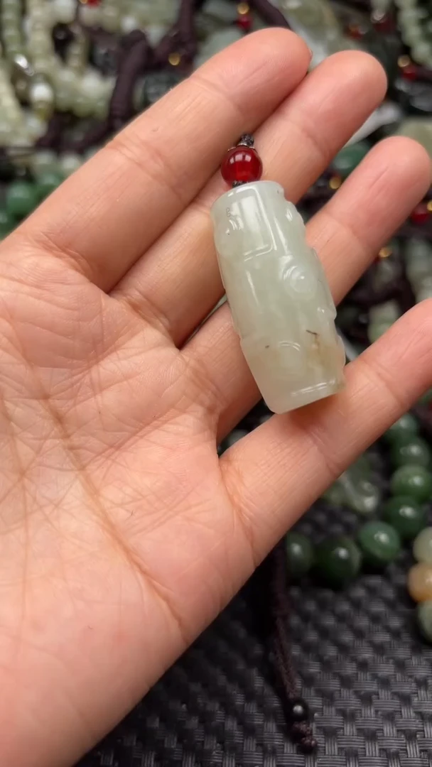 【闪购商品】和田玉颈饰未镶嵌.