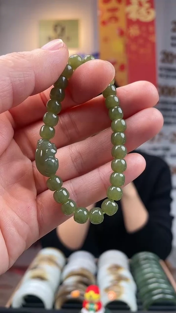 【闪购商品】和田玉手链未镶嵌沙枣青卡6-7貔貅手串多样性发一件