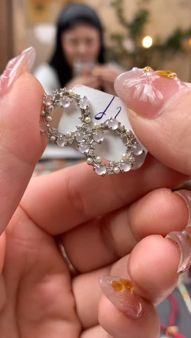 【闪购商品】翡翠耳饰未镶嵌耳环