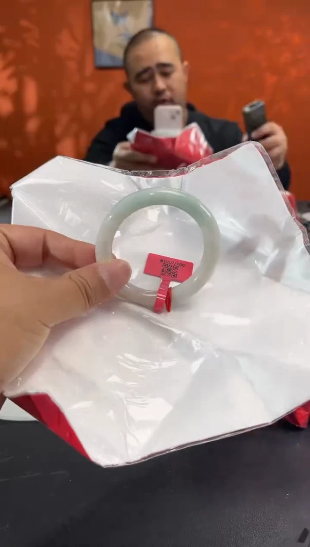 未镶嵌手镯翡翠5  5152