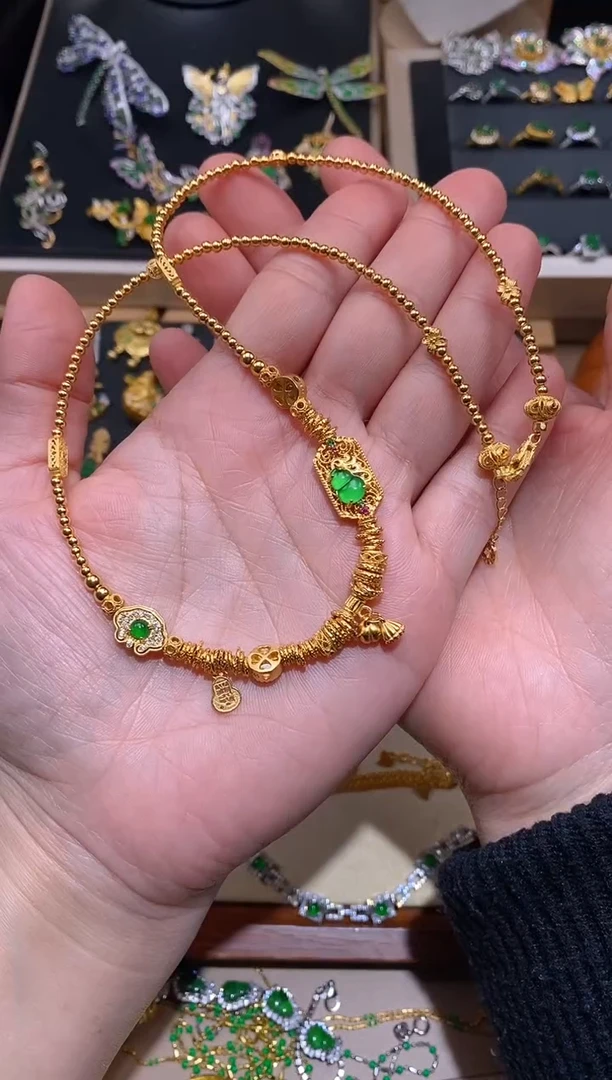 【闪购商品】翡翠项链银S925镶嵌盘缠项链