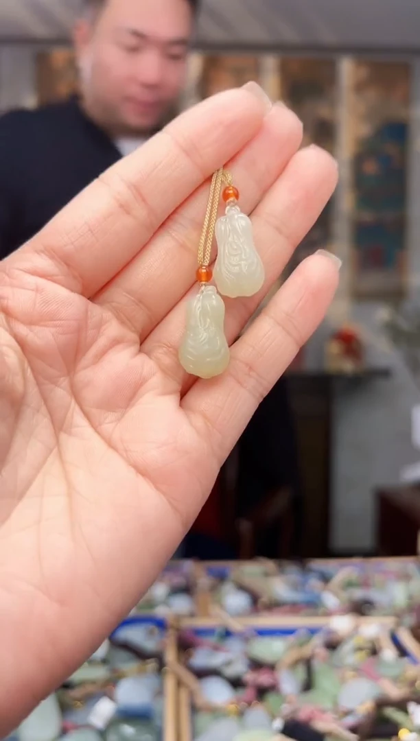 【闪购商品】和田玉挂件未镶嵌拍一发一