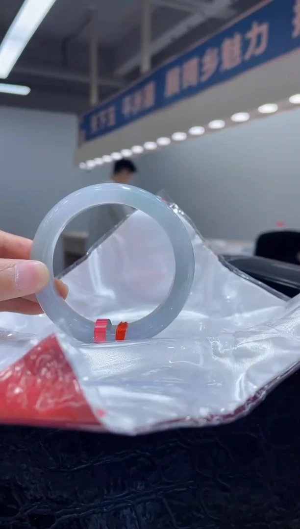 未镶嵌手镯翡翠16