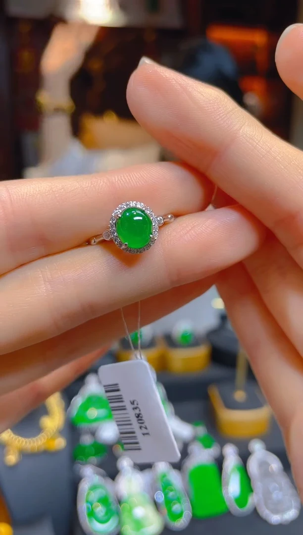 【闪购商品】翡翠戒指银S925镶嵌120835天然A货翡翠蛋面戒指