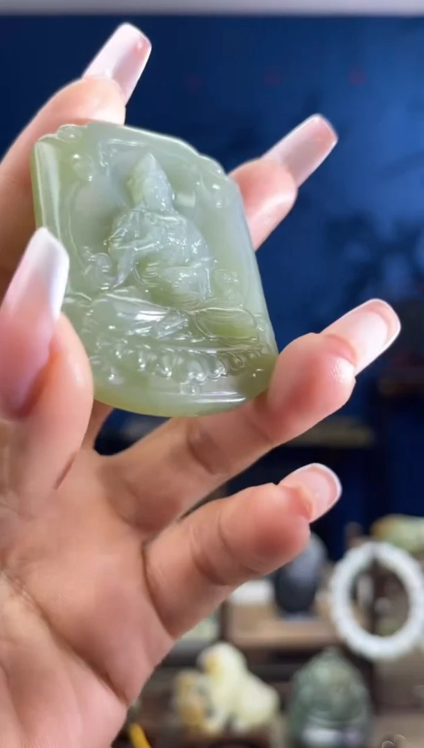 颈饰未镶嵌和田玉1
