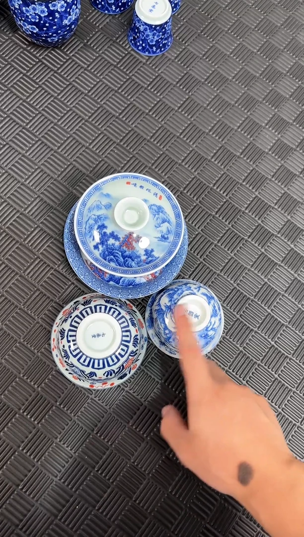 其他摆*人景德镇陶瓷茶具清流圣境釉里红马蹄盖碗俩压手杯