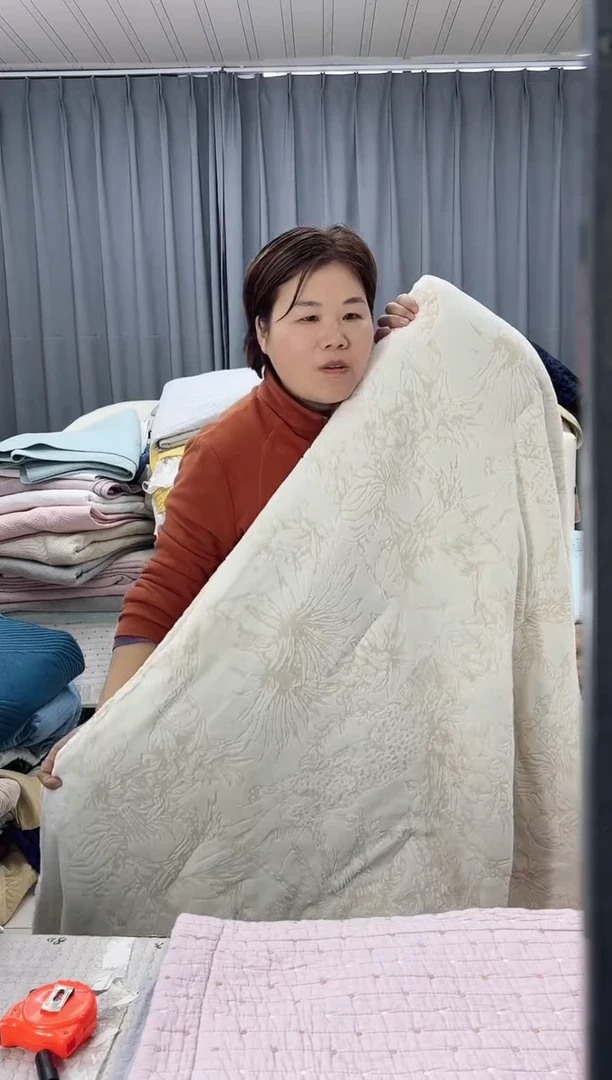 棉2.2*2.4出口迪拜胖被