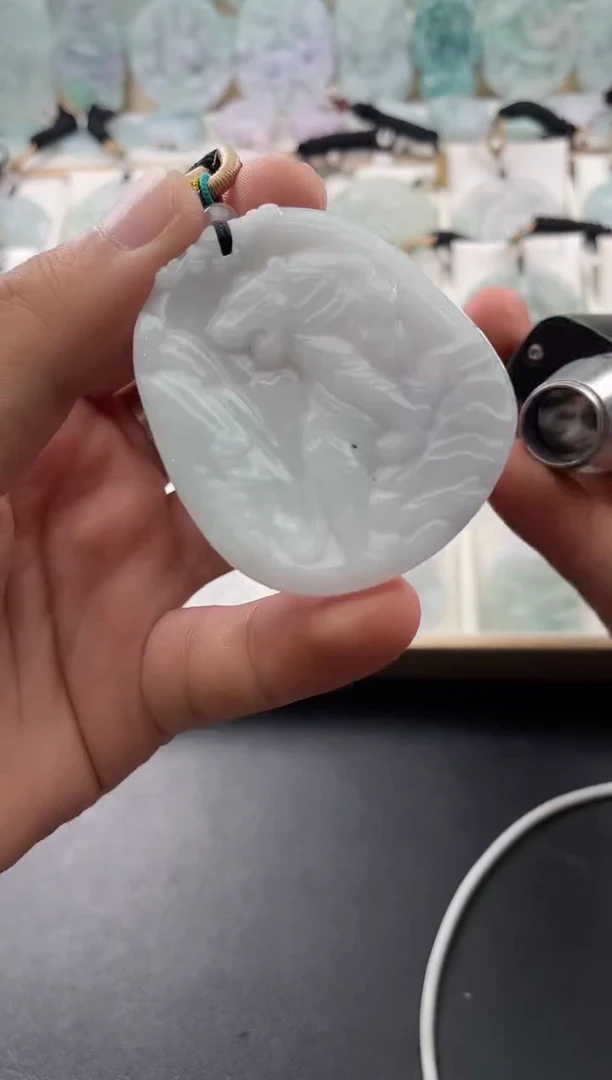 颈饰未镶嵌翡翠....10/17/.109