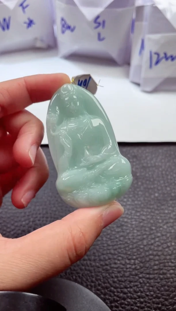 颈饰未镶嵌翡翠00008829