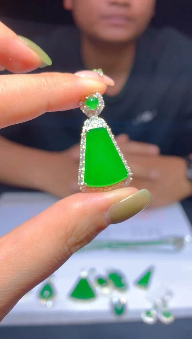 未镶嵌定制翡翠77多样性发货（发其一）