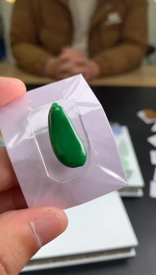 【闪购商品】定制翡翠未镶嵌翡翠