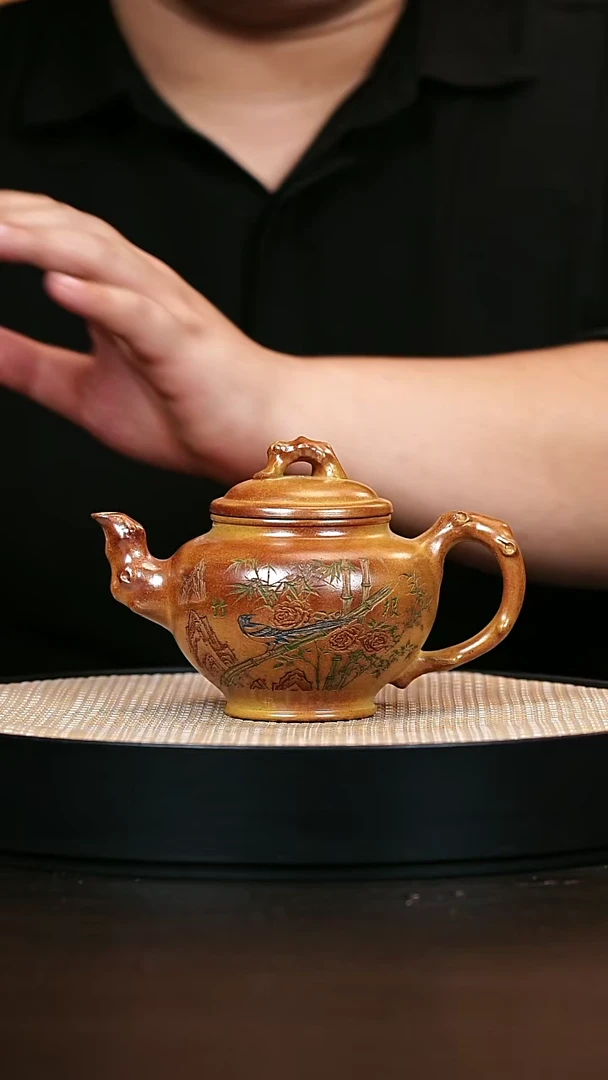 茶壶紫砂报春 柴烧