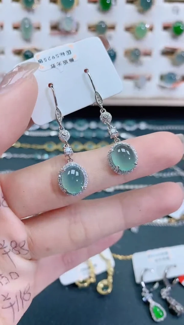 银S925镶嵌翡翠耳饰天然翡翠