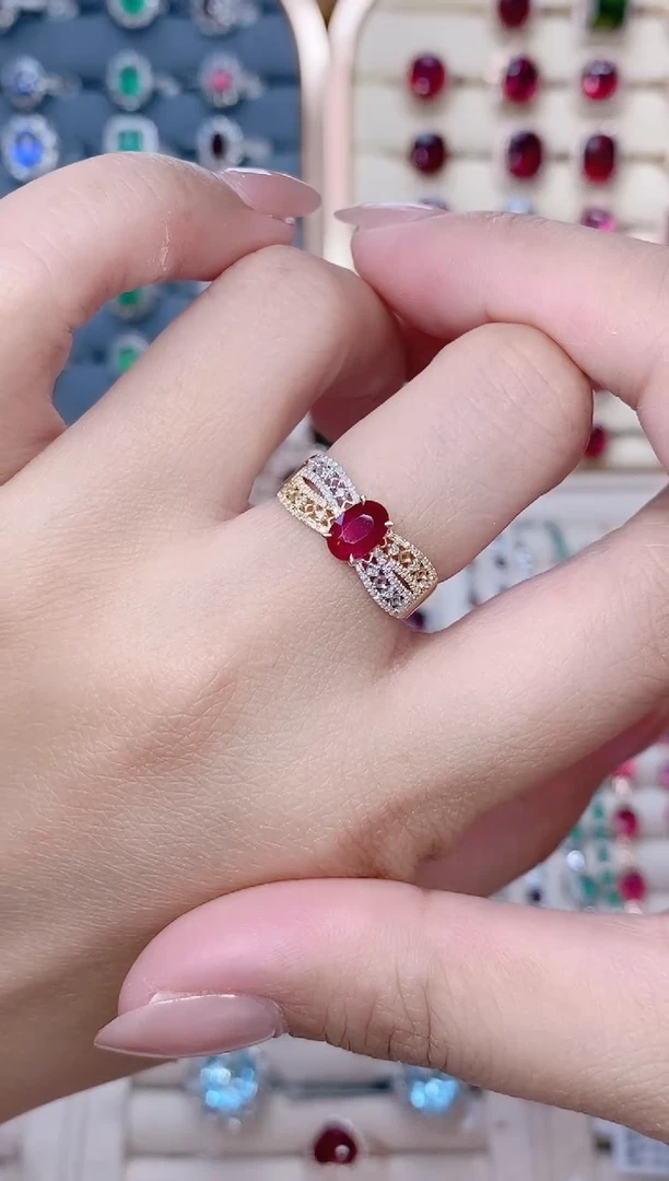 18K金镶嵌红宝石戒指红宝石1.1ct