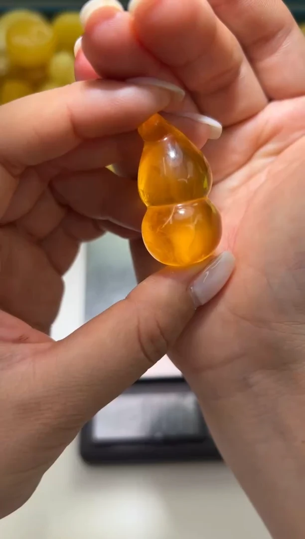 裸石琥珀未镶嵌琥珀蜜蜡吊坠