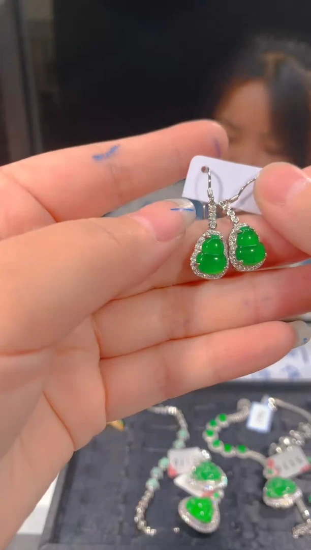 【闪购商品】定制翡翠未镶嵌39多样性发货（发其一）